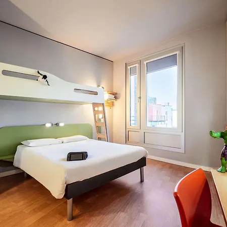 Ibis Budget Frankfurt Ost Otel *
