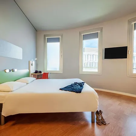 Отель Ibis Budget Frankfurt Ost